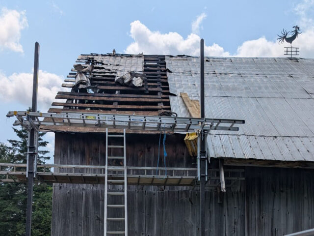 L’impact du climat canadien sur votre toiture et votre revêtement extérieur