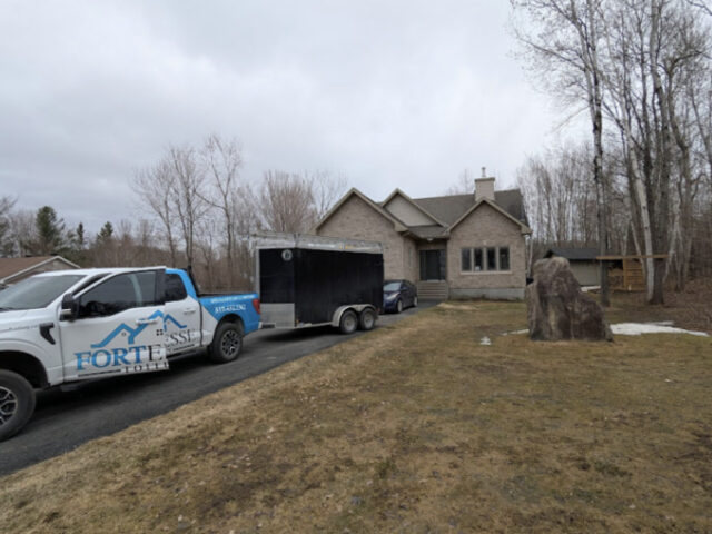 Revêtement extérieur à Gatineau : vinyle, bois ou métal, que choisir ?