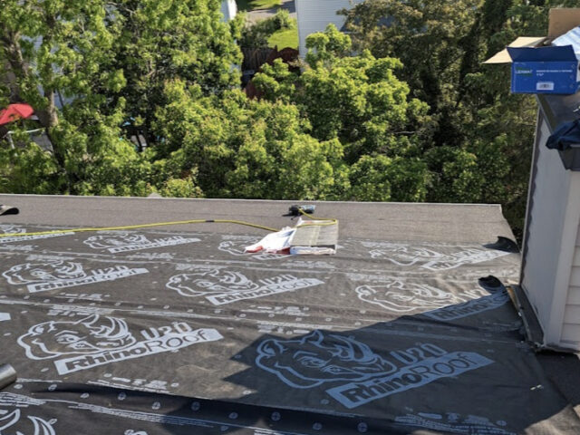 Entretien de toiture saisonnier : printemps, été, automne, hiver