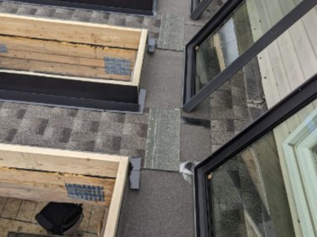 Comment choisir le meilleur bardeau d’asphalte pour votre maison au Québec